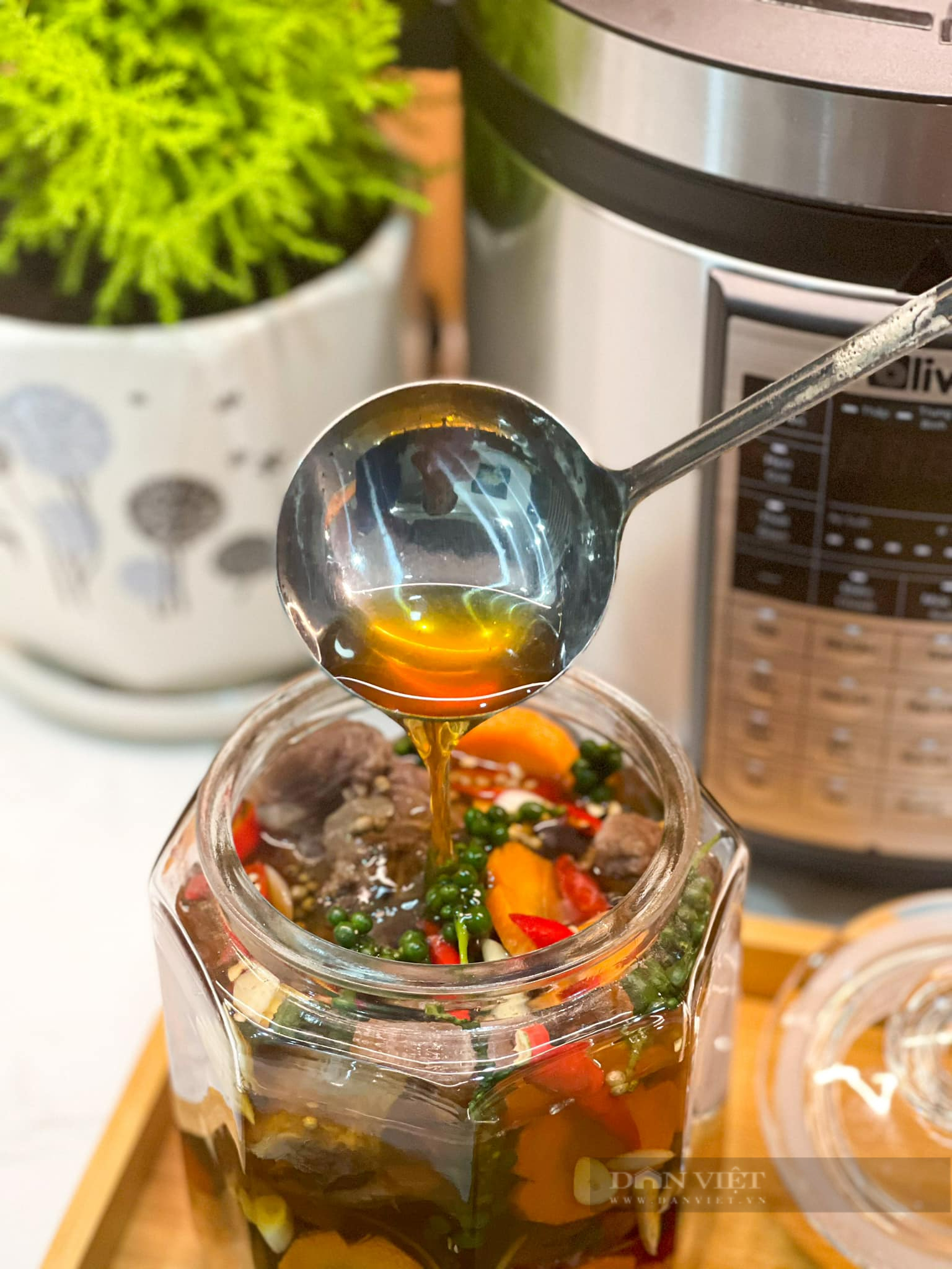 Mẹo nhỏ khử mùi hôi của bắp bò khi ngâm mắm - Ảnh 5.