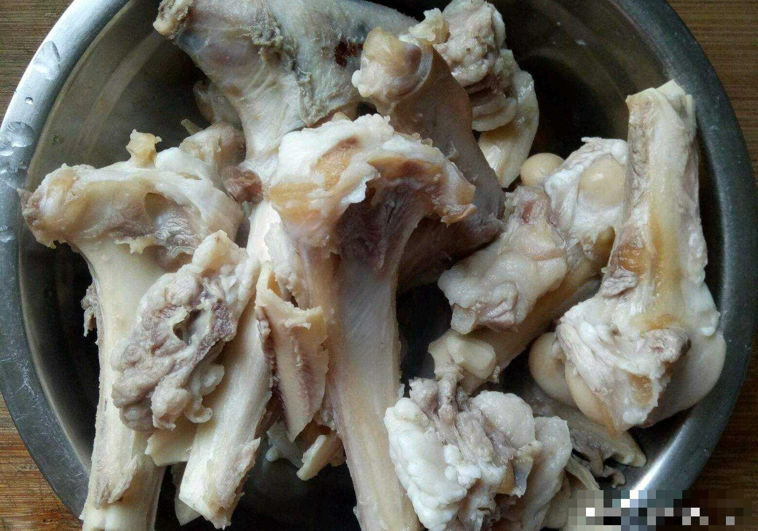 Tận dụng rác để trồng cây cảnh, vừa sạch nhà lại xanh cây - Ảnh 8.