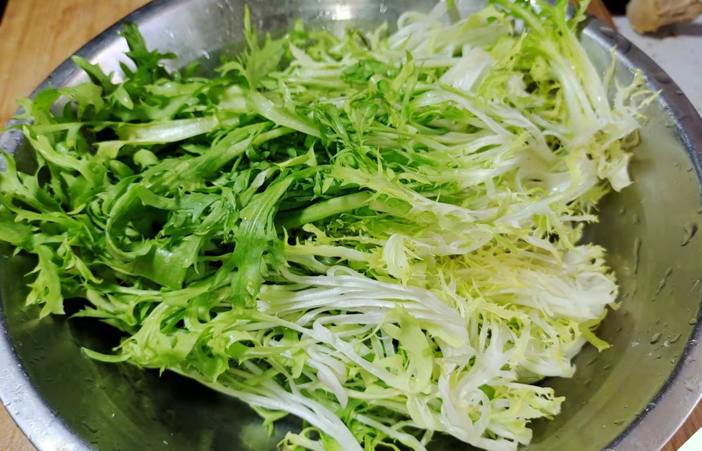 Gặp loại rau là “thảo mộc đường ruột” mua về làm ngay món này cho cả nhà, vừa dưỡng gan, bổ mắt  - Ảnh 8.