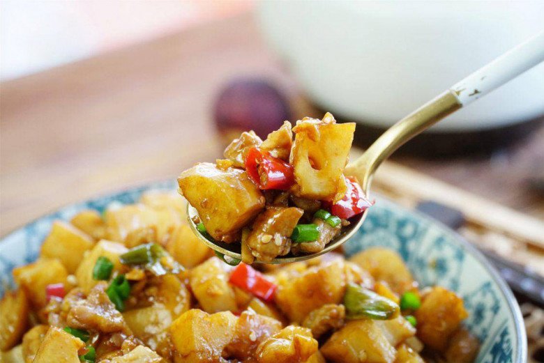 Đị chợ mà gặp nhân sâm dưới nước mua ngay, về rang với thịt lợn được món vừa ngon lại bổ - Ảnh 8. Đị chợ mà gặp nhân sâm dưới nước mua ngay, về rang với thịt lợn được món vừa ngon lại bổ - Ảnh 8.