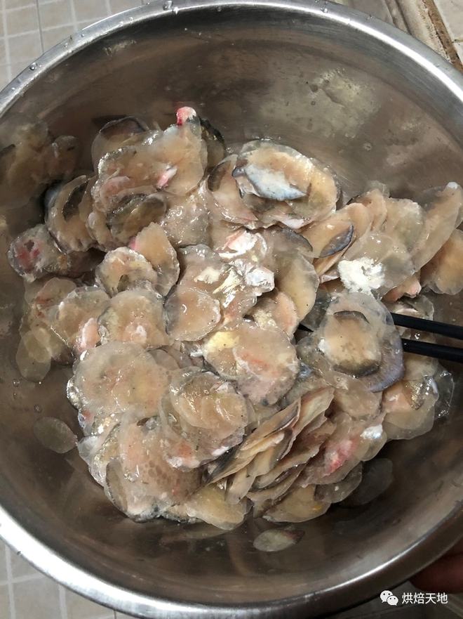 Ai mổ cá cũng vứt thứ này đi, không ngờ là bảo bối giàu dinh dưỡng, nấu món gì cũng ngon - Ảnh 1. Ai mổ cá cũng vứt thứ này đi, không ngờ là bảo bối giàu dinh dưỡng, nấu món gì cũng ngon - Ảnh 1.