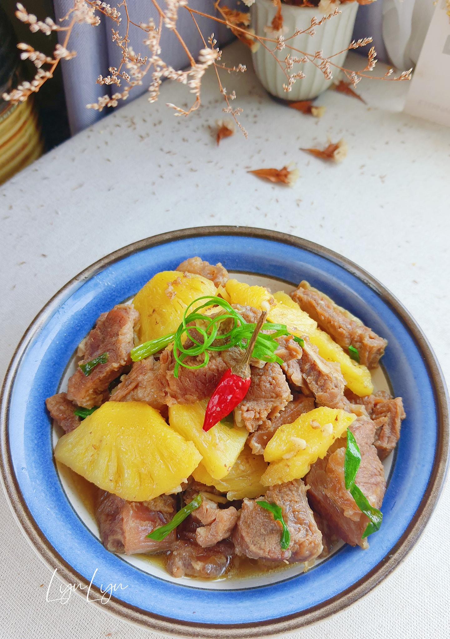 Nạm bò kho với loại quả này vừa mềm vừa ngon - Ảnh 2. Nạm bò kho với loại quả này vừa mềm vừa ngon - Ảnh 2.