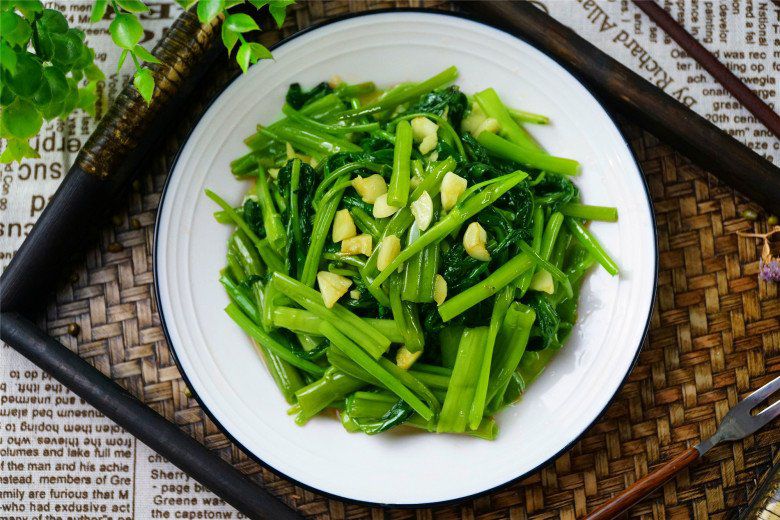 Xào rau cho ngay vào chảo là sai, làm thêm bước này rau xanh bóng, giòn ngon - Ảnh 3. Xào rau cho ngay vào chảo là sai, làm thêm bước này rau xanh bóng, giòn ngon - Ảnh 3.
