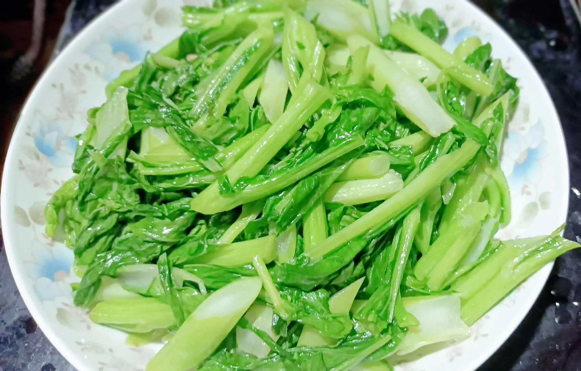 Loại rau bổ dưỡng, thơm ngọt, không cần thịt, đặc biệt thích hợp ăn vào mùa se lạnh này - Ảnh 1.