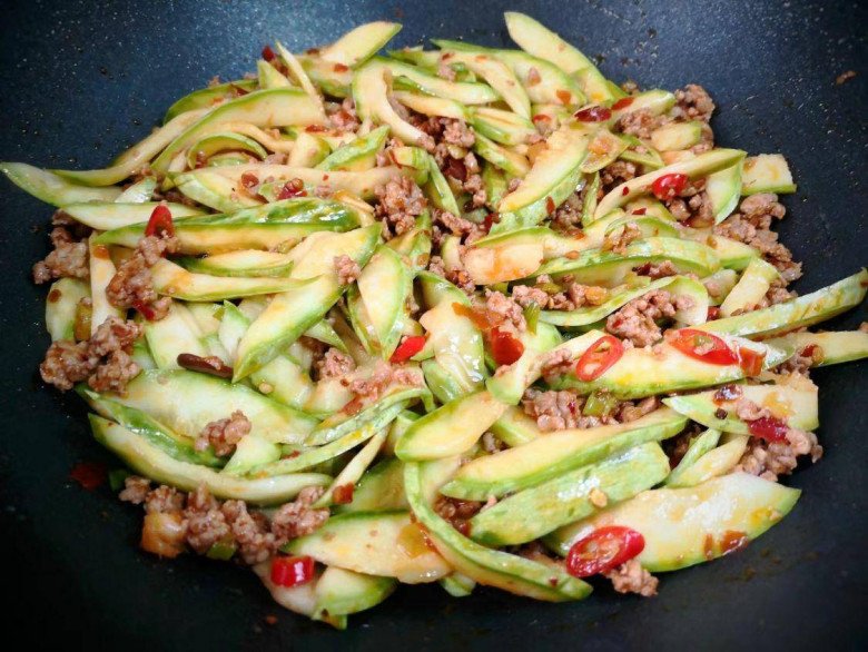 Quả này rẻ nhưng là kho dinh dưỡng thiên nhiên, đem xào thịt vừa ngon lại vừa bổ - Ảnh 7. Quả này rẻ nhưng là kho dinh dưỡng thiên nhiên, đem xào thịt vừa ngon lại vừa bổ - Ảnh 7.