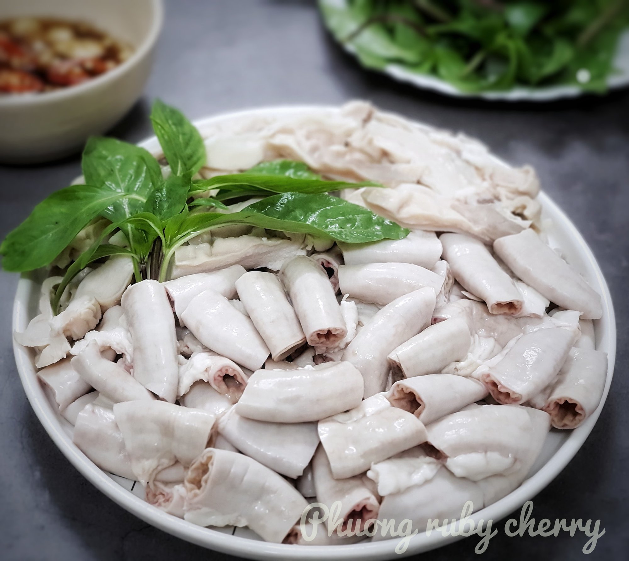Muốn luộc lòng non vừa trắng vừa giòn, chỉ cần thêm vài giọt này vào - Ảnh 1. Muốn luộc lòng non vừa trắng vừa giòn, chỉ cần thêm vài giọt này vào - Ảnh 1.