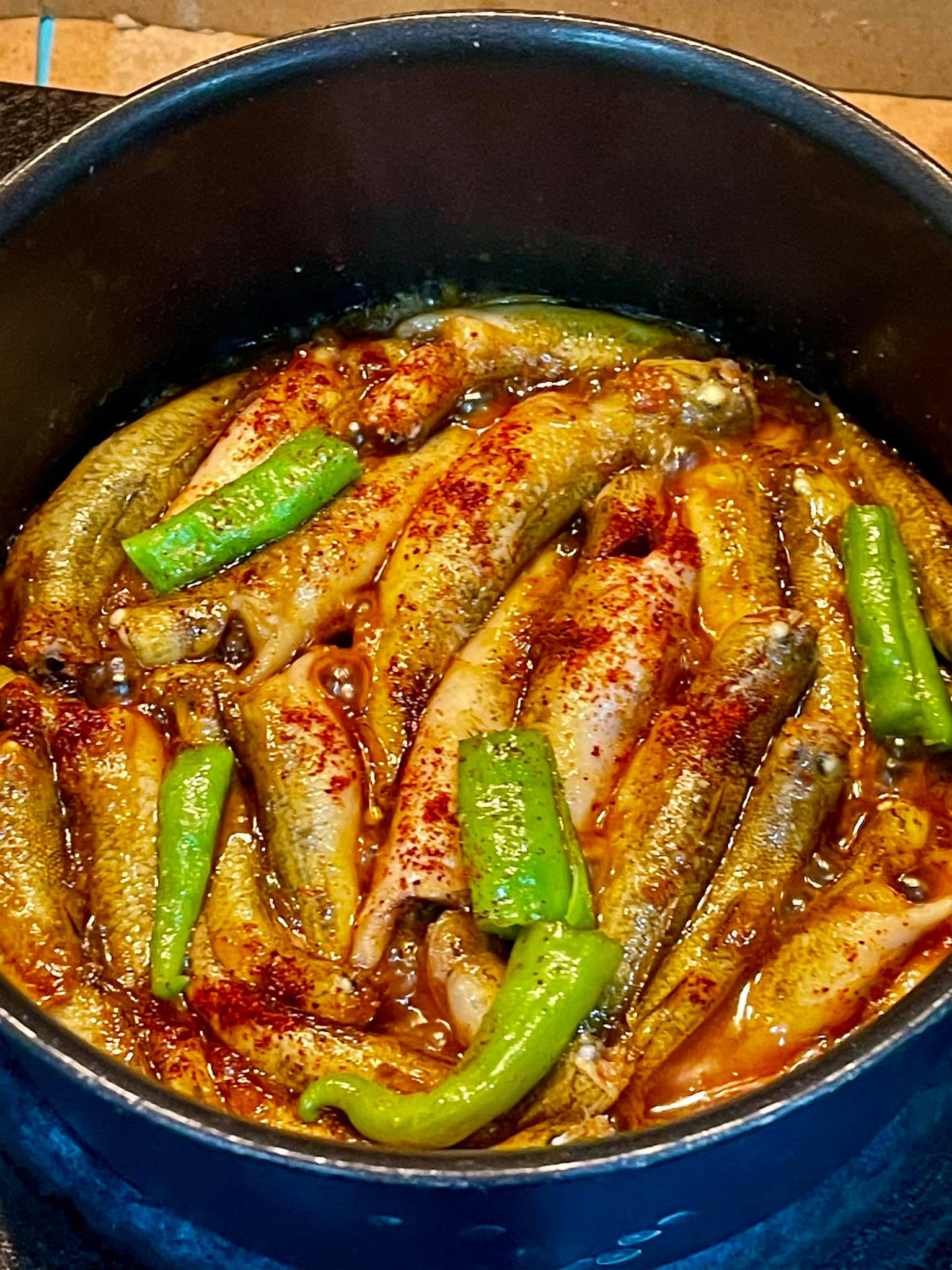 Khi kho cá bống, đậy vung hay mở vung nồi để cá săn chắc, không bị nát? - Ảnh 3. Khi kho cá bống, đậy vung hay mở vung nồi để cá săn chắc, không bị nát? - Ảnh 3.