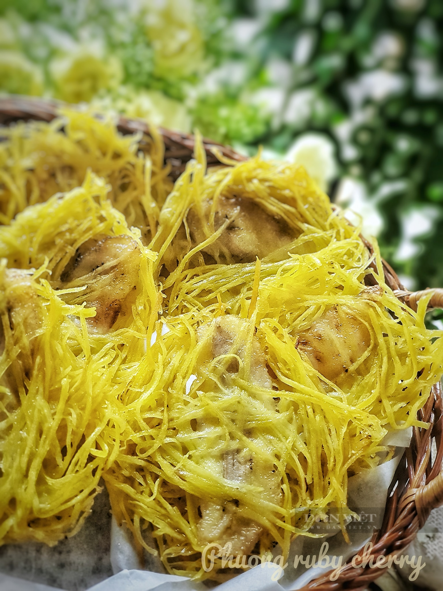 Bí quyết làm bánh khoai sợi chiên vàng ươm, giòn rụm - Ảnh 4.