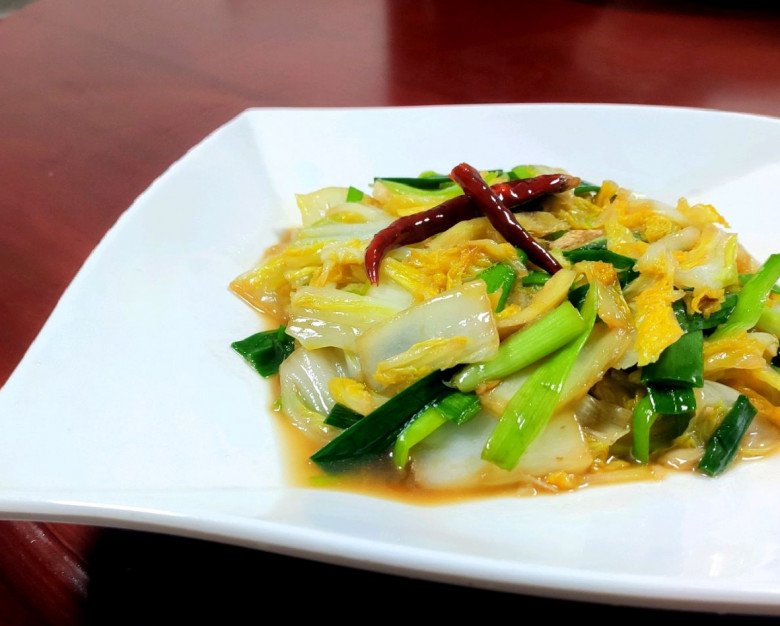 Loại rau là nhà vô địch vitamin C có giá bình dân, ăn mãi chẳng lo béo xào kiểu này cực trôi cơm - Ảnh 5.