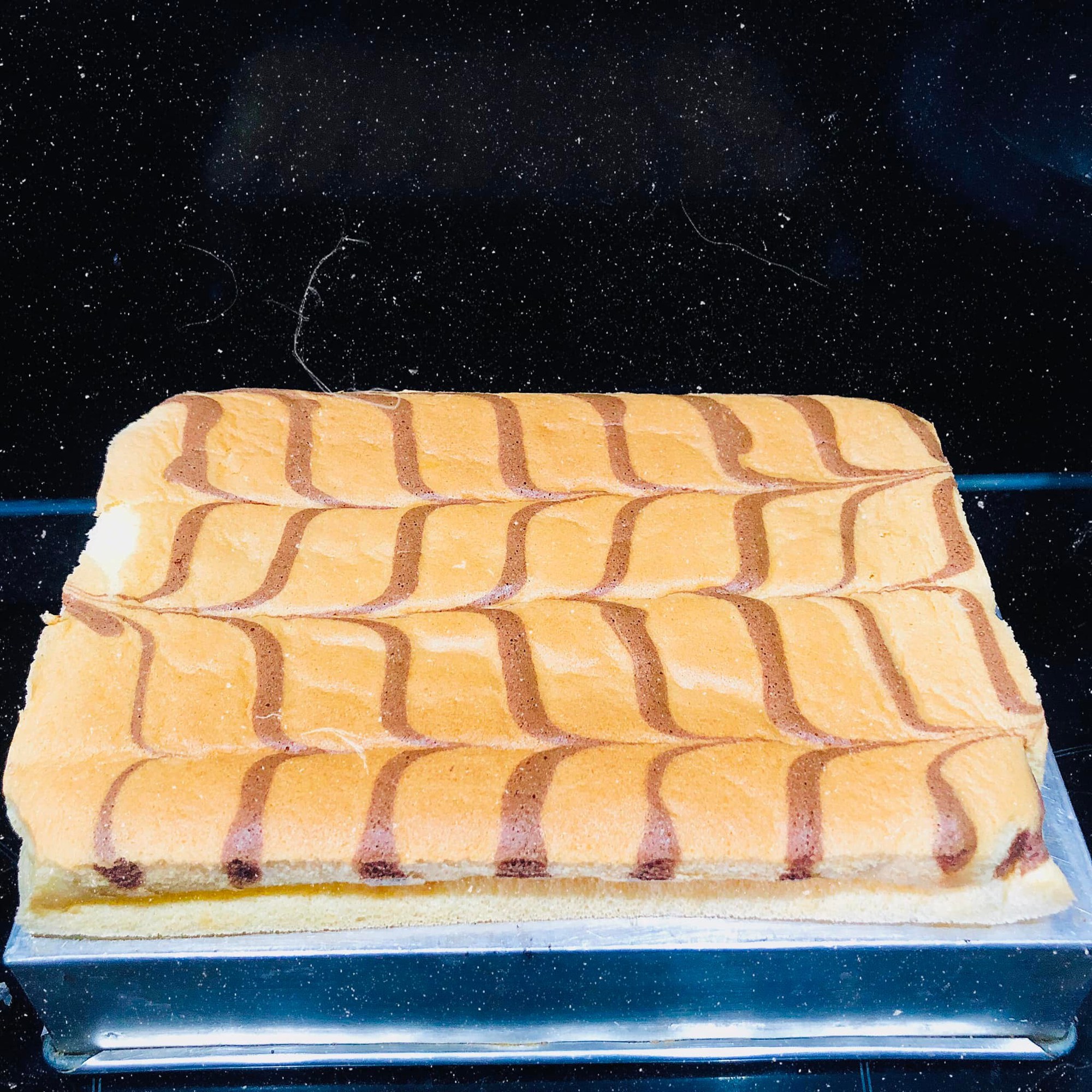 Để làm bánh bông lan cuộn mềm, mịn, xốp thơm ngon, đừng bỏ qua bước này - Ảnh 2. Để làm bánh bông lan cuộn mềm, mịn, xốp thơm ngon, đừng bỏ qua bước này - Ảnh 2.