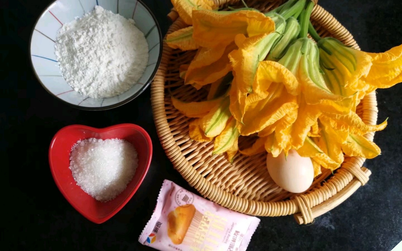 Loại hoa xưa rụng thối gốc chả ai ăn nay lại thành đặc sản, đem nấu món giòn giòn cả nhà thi nhau gắp - Ảnh 3.