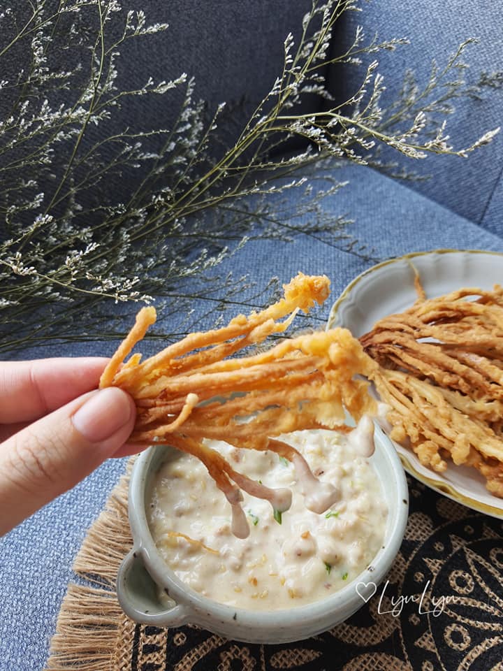 Lạ miệng với nấm kim châm chiên giòn sốt thịt băm - Ảnh 4.