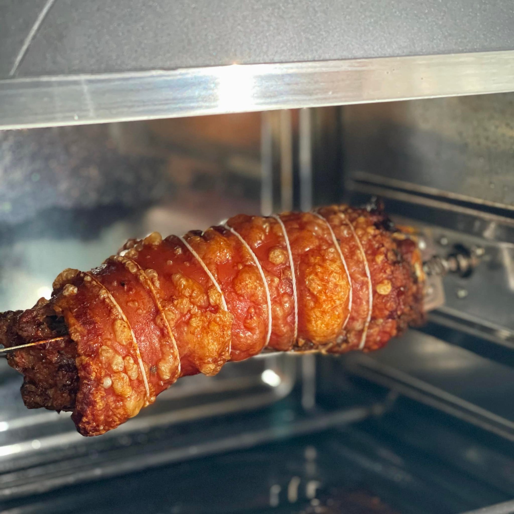 Mách bạn cách làm món bì heo nổ giòn cuộn chả ốc ngon nhức nách - Ảnh 3. Mách bạn cách làm món bì heo nổ giòn cuộn chả ốc ngon nhức nách - Ảnh 3.