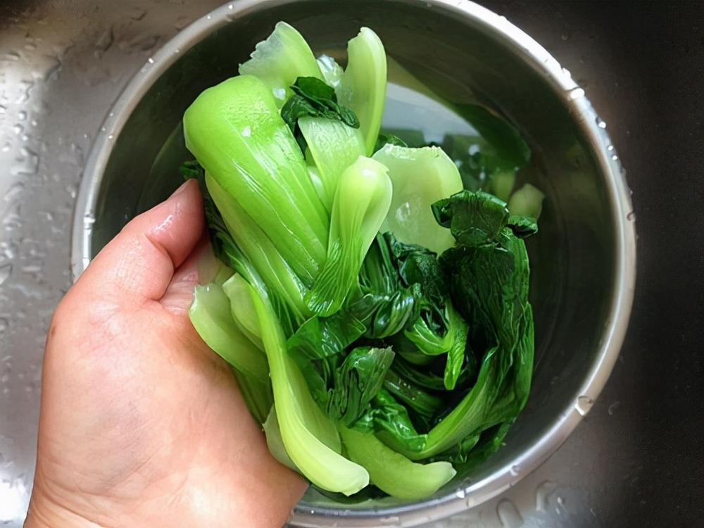 5 loại rau có thể có "độc tố", bác sĩ khuyên nên chần qua trước khi chế biến - Ảnh 7.
