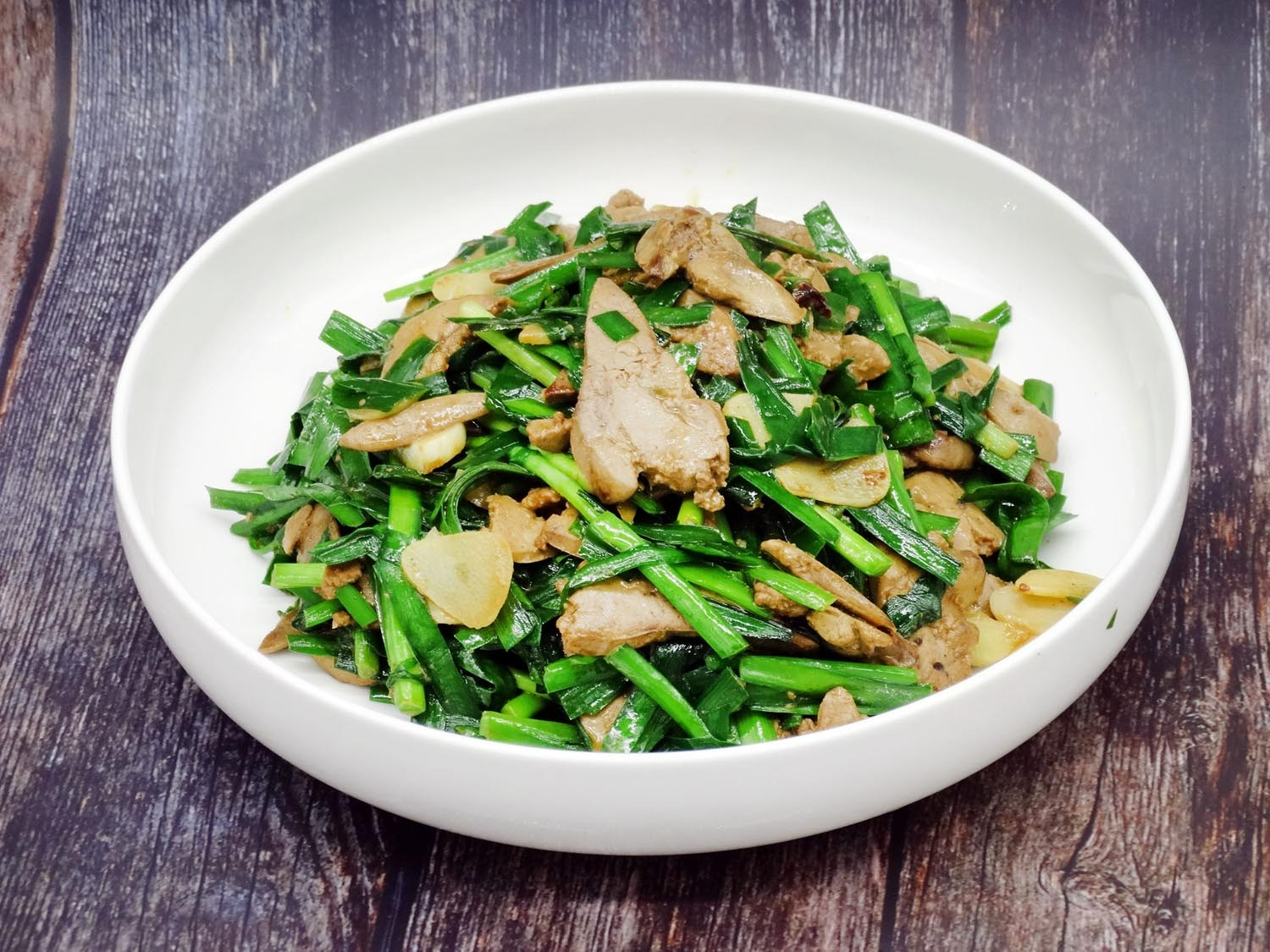 Loại rau như cỏ dại, đem xào với bộ phận duy nhất của con gà thành món bổ thận tráng dương cực tốt  - Ảnh 10.