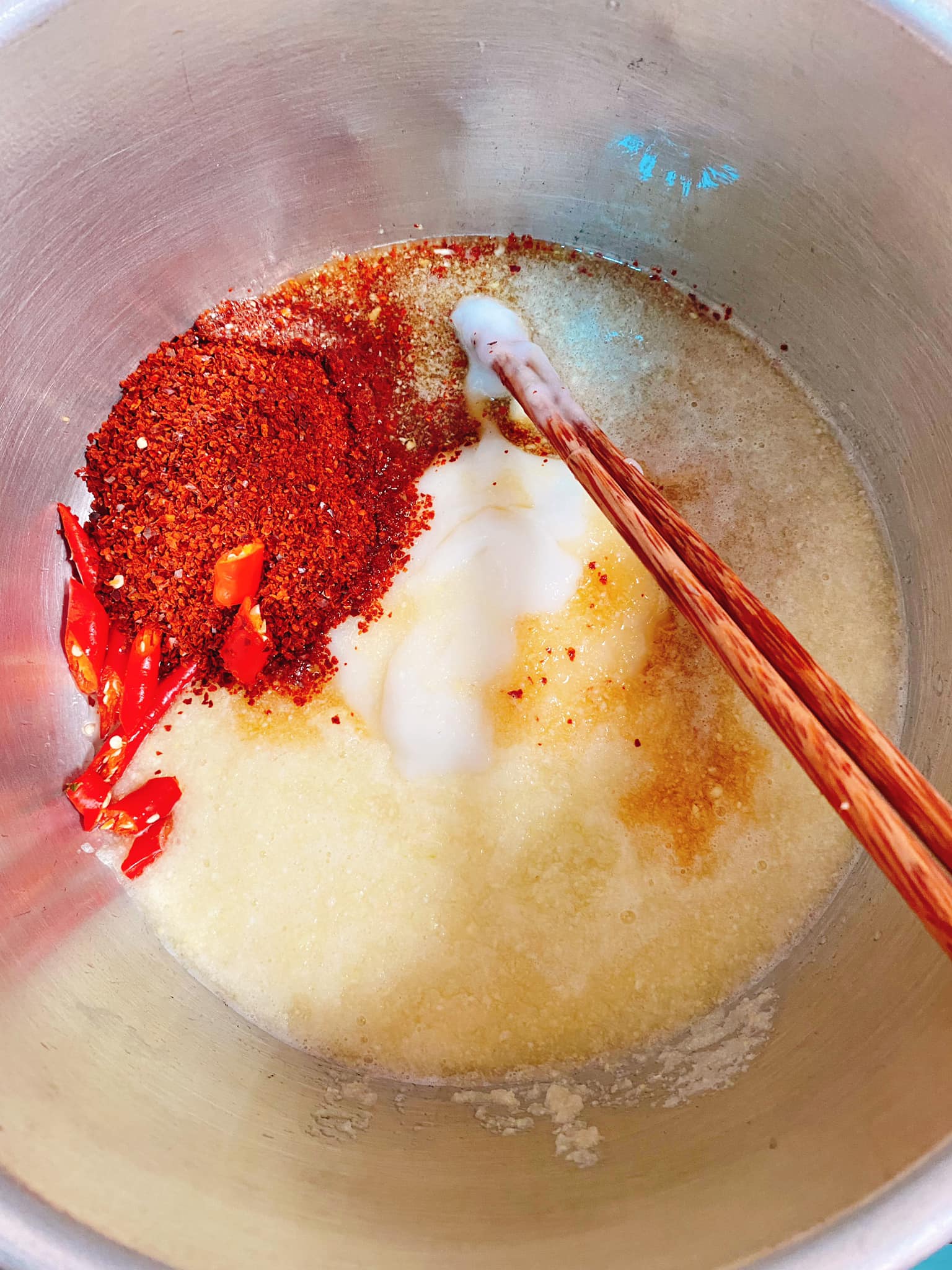 Mách bạn cách làm kim chi hành lá đẹp mắt, không hăng - Ảnh 10.