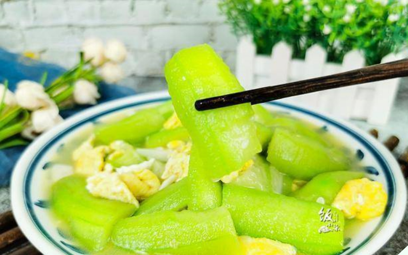Loại quả là “nhân sâm của người nghèo” xào chung với trứng gà vừa bổ não lại đẹp da, chỉ 15.000Đ được đĩa đầy ắp - Ảnh 9.