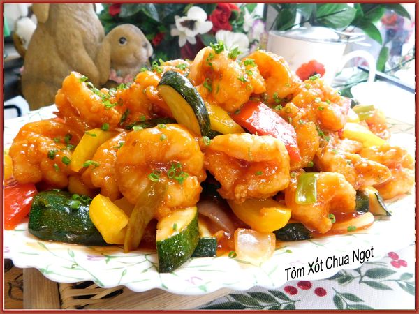 Tuyệt chiêu làm món Tôm sốt chua ngọt ngon như nhà hàng - Ảnh 9. Tuyệt chiêu làm món Tôm sốt chua ngọt ngon như nhà hàng - Ảnh 9.