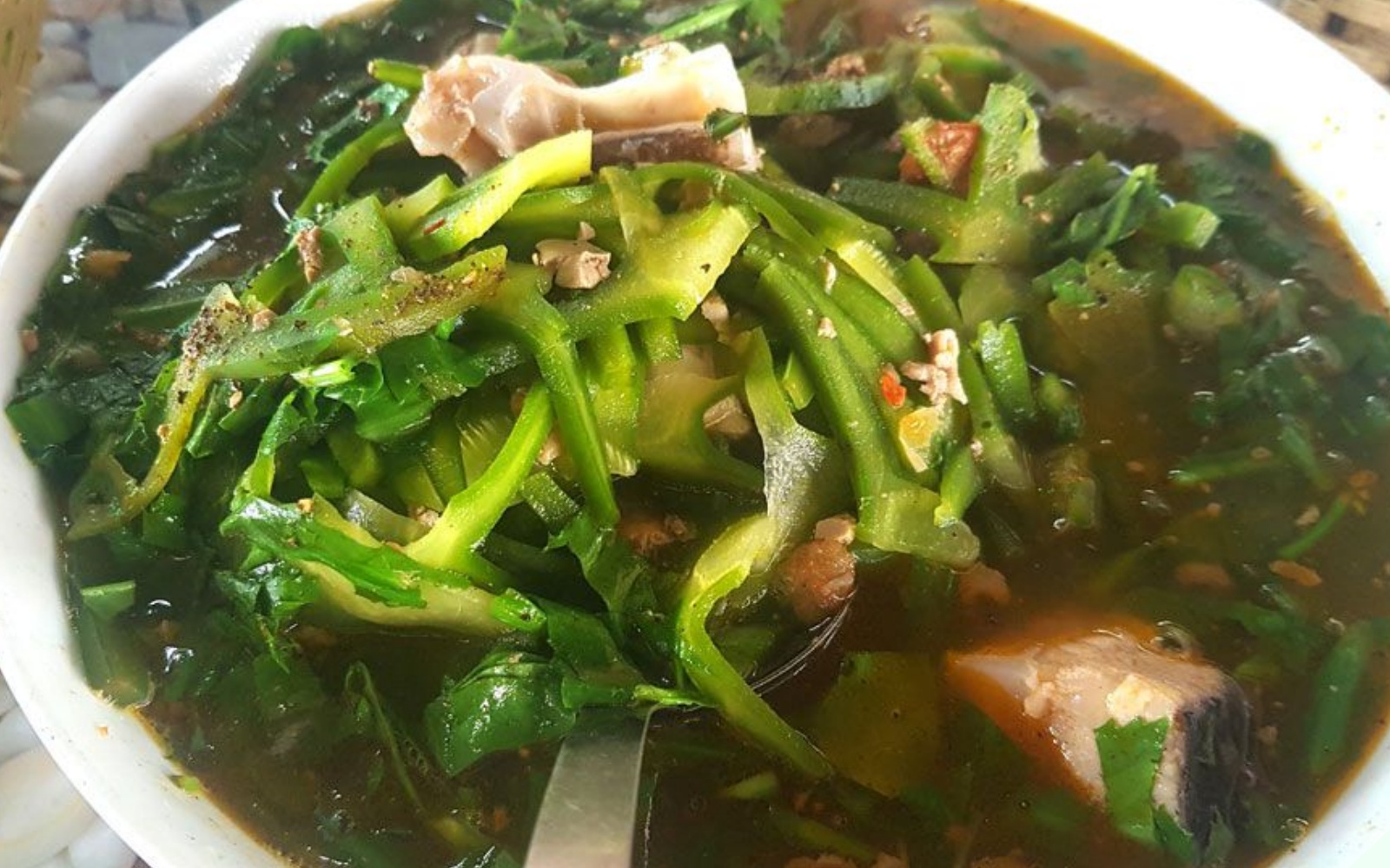 Loài cây dại có gai mọc bờ rào được ví như “siêu thực phẩm”, nấu với con giàu đạm có ngay món đặc sản - Ảnh 10. Loài cây dại có gai mọc bờ rào được ví như “siêu thực phẩm”, nấu với con giàu đạm có ngay món đặc sản - Ảnh 10.