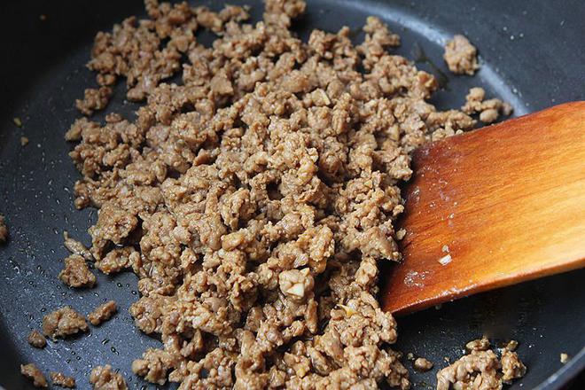 Loại củ mệnh danh là bảo vật mùa đông đem nấu kiểu này vừa tốn cơm lại siêu bổ - Ảnh 3. Loại củ mệnh danh là bảo vật mùa đông đem nấu kiểu này vừa tốn cơm lại siêu bổ - Ảnh 3.