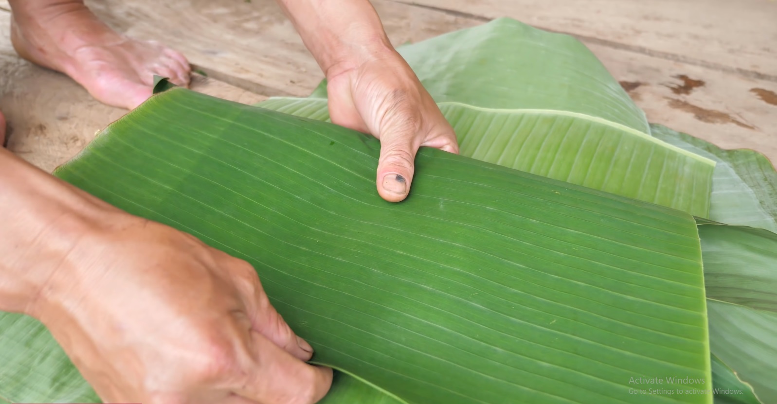 Thứ nhớt nhớt mọc ở suối ai cũng chê bẩn đem nấu kiểu này được món thơm lừng, muốn ăn cũng chẳng có sẵn mà - Ảnh 14. Thứ nhớt nhớt mọc ở suối ai cũng chê bẩn đem nấu kiểu này được món thơm lừng, muốn ăn cũng chẳng có sẵn mà - Ảnh 14.