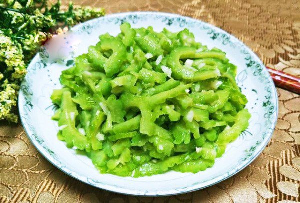 Mướp đắng bổ nhưng không phải ai cũng biết ăn, làm 2 việc vị đắng hết sạch, biết xong nhớ mách mọi người - Ảnh 3. Mướp đắng bổ nhưng không phải ai cũng biết ăn, làm 2 việc vị đắng hết sạch, biết xong nhớ mách mọi người - Ảnh 3.