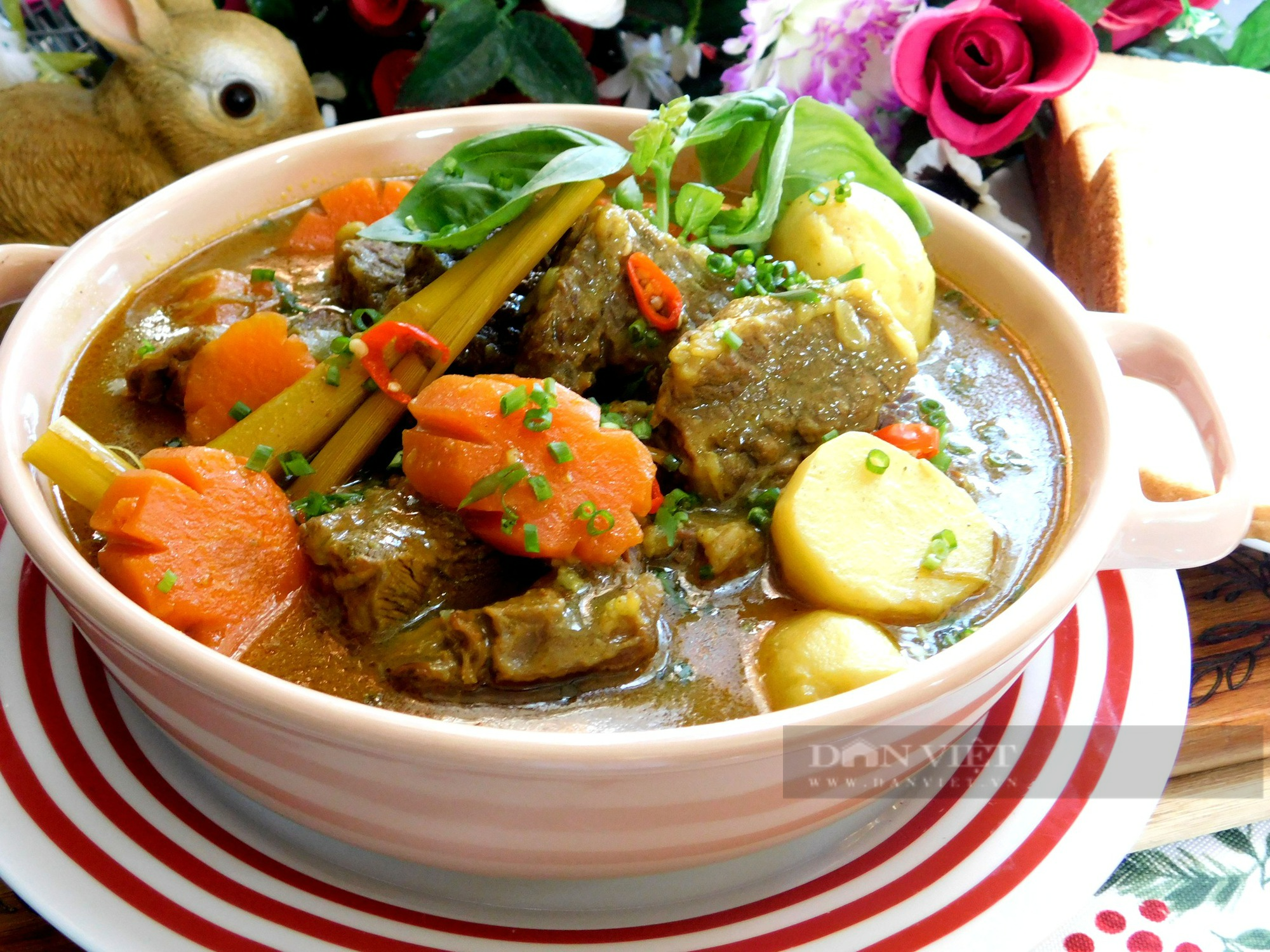 Làm món curry bò nóng hổi cho ngày gió lạnh - Ảnh 1.