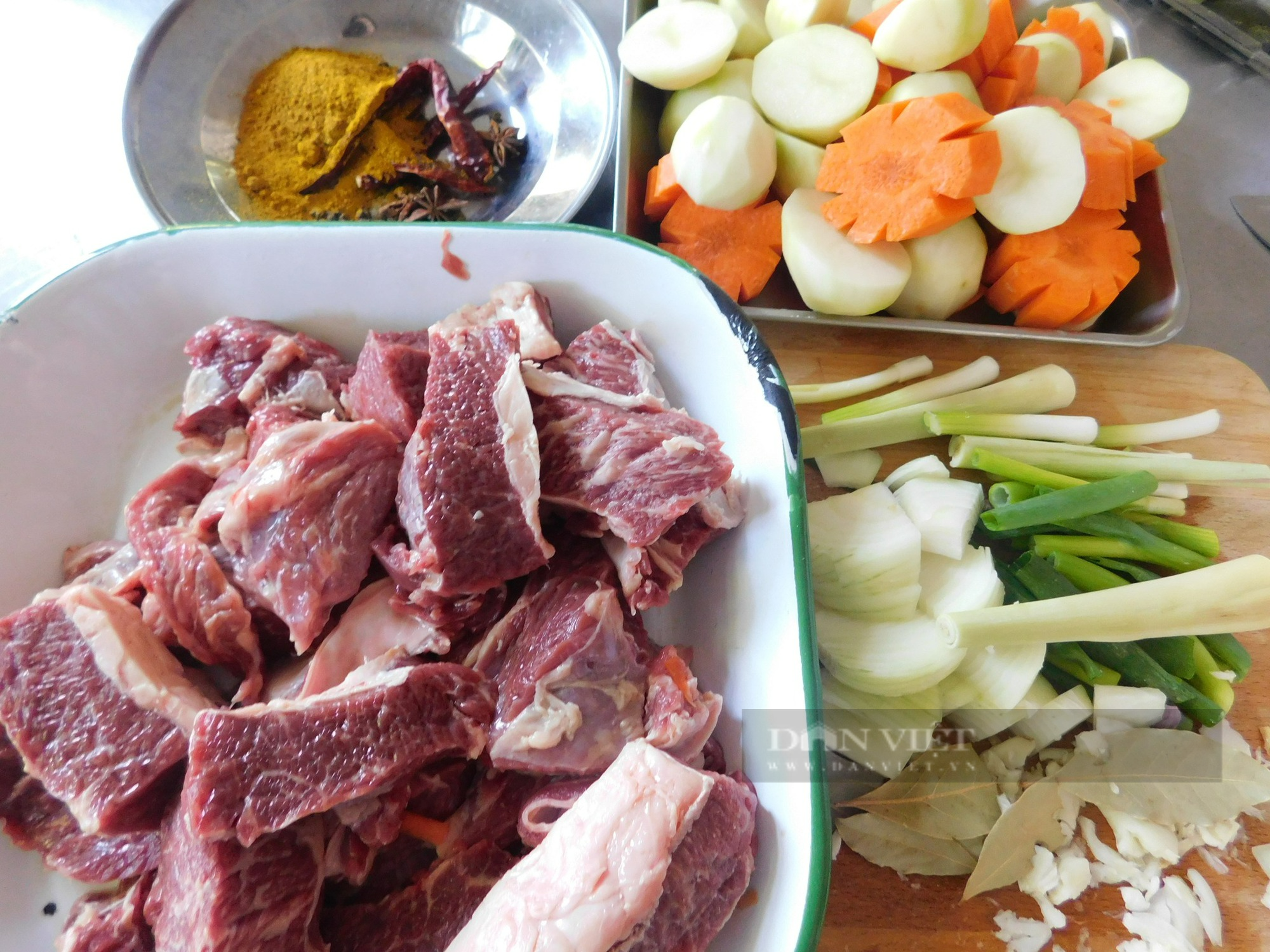 Làm món curry bò nóng hổi cho ngày gió lạnh - Ảnh 3.