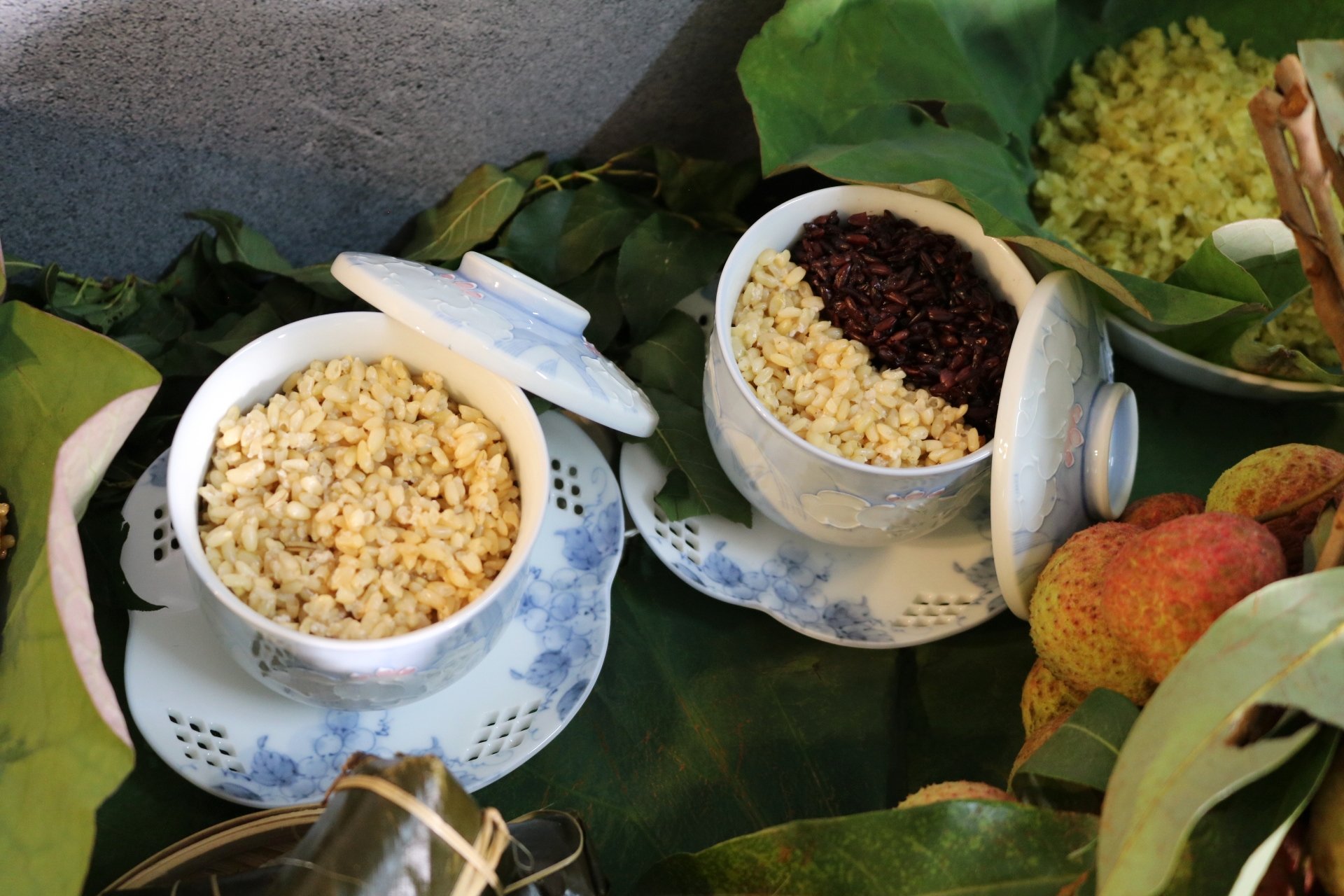 Cách làm cơm rượu nếp cho mâm cỗ cúng tết Đoan Ngọ - Ảnh 3. Cách làm cơm rượu nếp cho mâm cỗ cúng tết Đoan Ngọ - Ảnh 3.