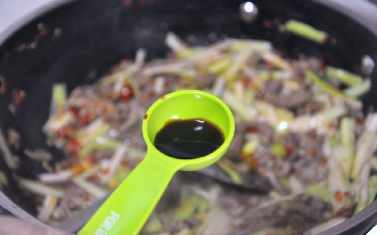 Cả con lợn chỉ có 4 lạng, mua về xào cho chồng ăn cực bổ thận, hải sâm cũng không tốt bằng - Ảnh 15.