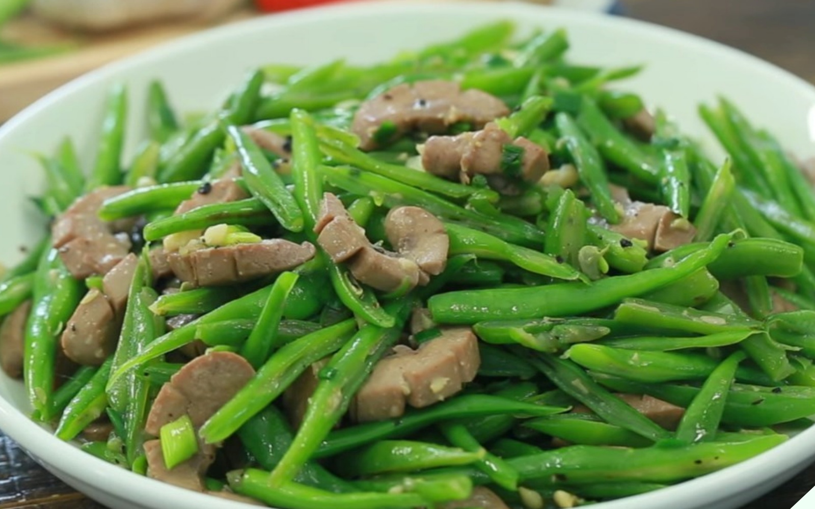 Cả con lợn chỉ có 4 lạng, mua về xào cho chồng ăn cực bổ thận, hải sâm cũng không tốt bằng - Ảnh 1.