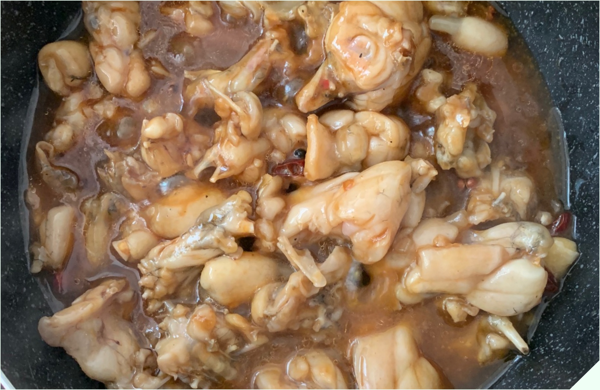 Đi chợ gặp loại thịt được ví như “vị thuốc mùa đông” mua về nấu cùng quả dài ngoằng thành món cay cay, lớn nhỏ - Ảnh 17.