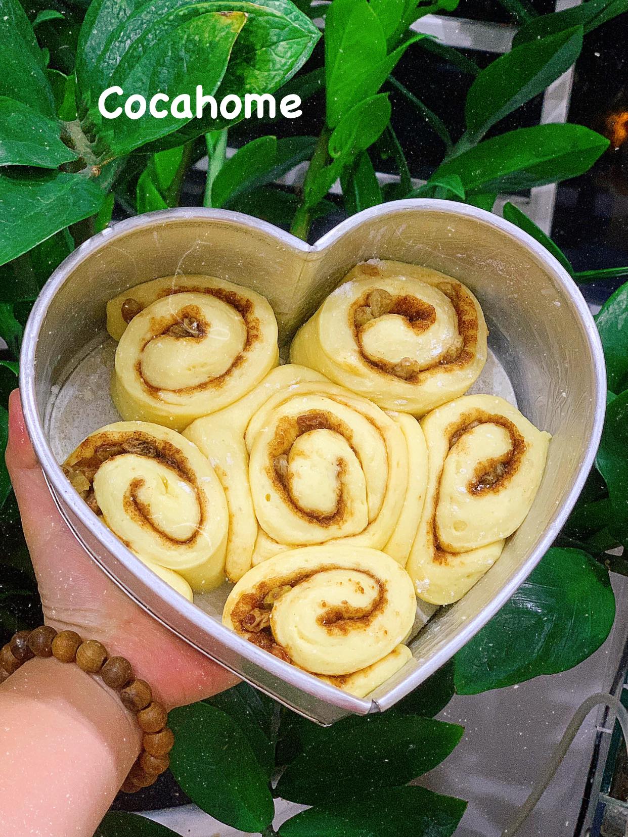 Mách bạn cách làm bánh mì nho quế mềm mịn thơm lừng - Ảnh 8. Mách bạn cách làm bánh mì nho quế mềm mịn thơm lừng - Ảnh 8.