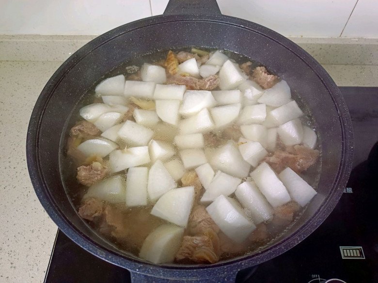 Loại củ mệnh danh là nhân sâm mùa đông đem nấu canh với thịt bò mềm ngon lại đại bổ - Ảnh 6. Loại củ mệnh danh là nhân sâm mùa đông đem nấu canh với thịt bò mềm ngon lại đại bổ - Ảnh 6.