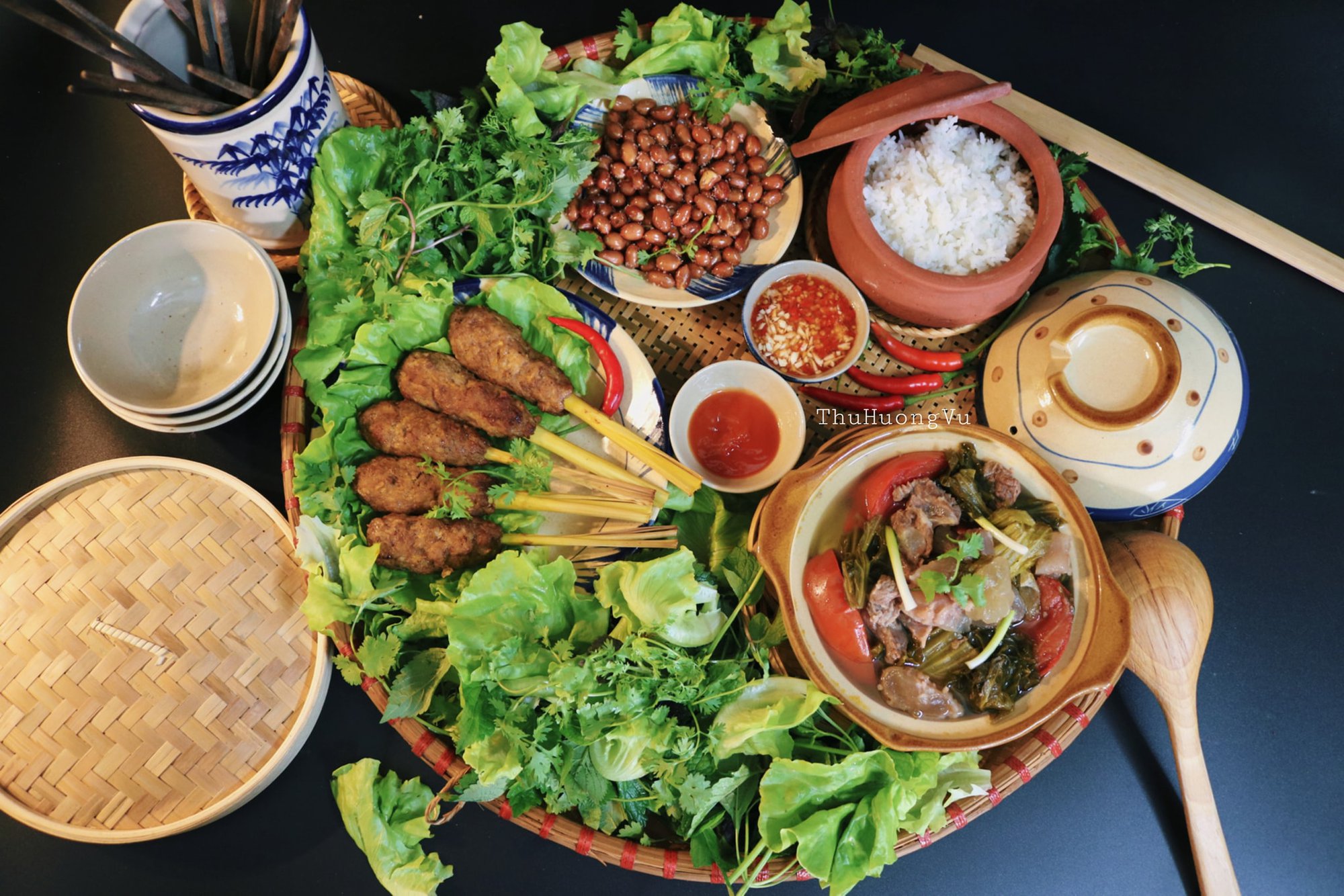 Gợi ý 8 thực đơn tuyệt ngon cho bữa cơm gia đình - Ảnh 1.