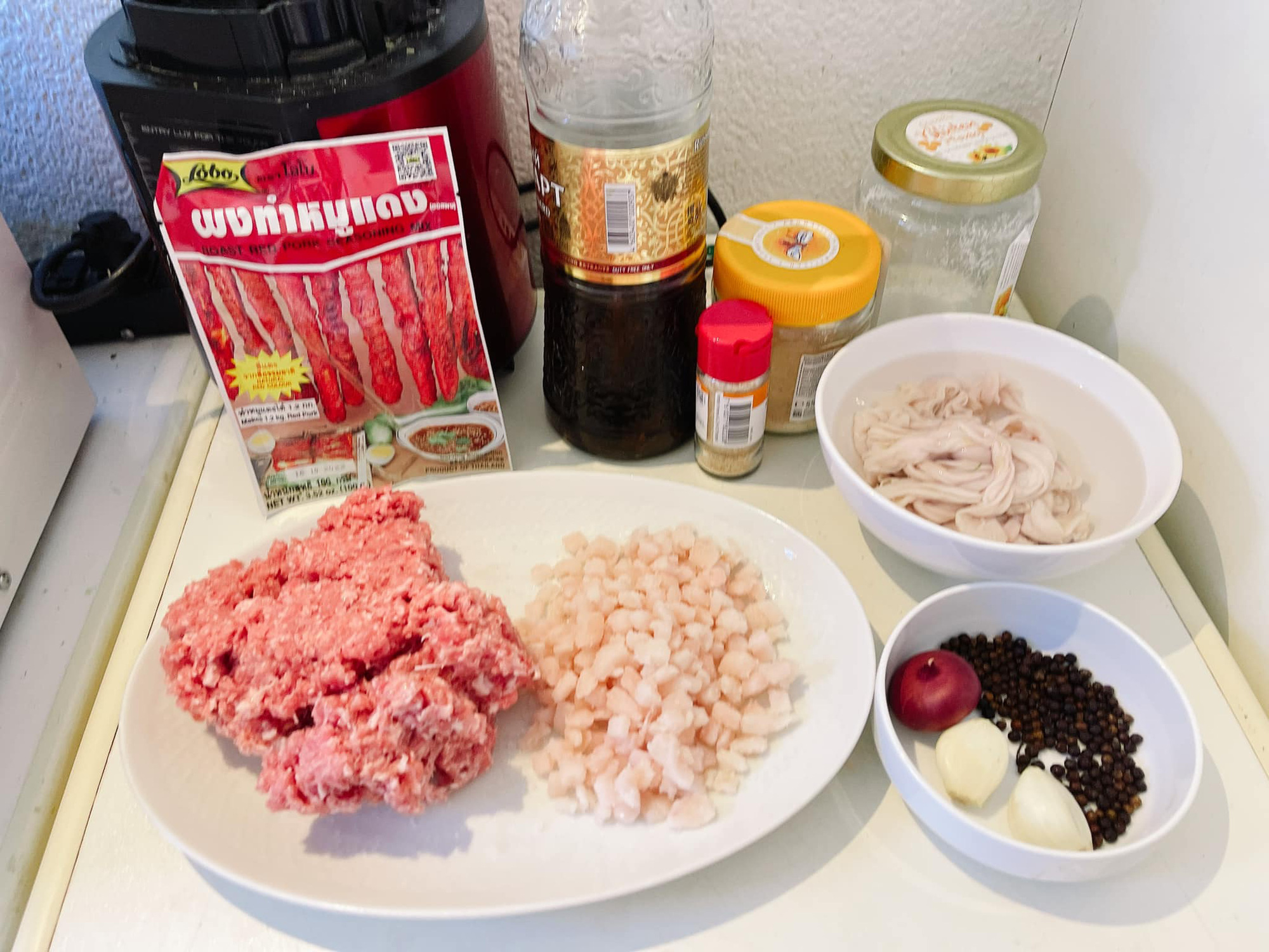 Để làm lạp sườn thành công không thể bỏ qua loại nguyên liệu này - Ảnh 4.