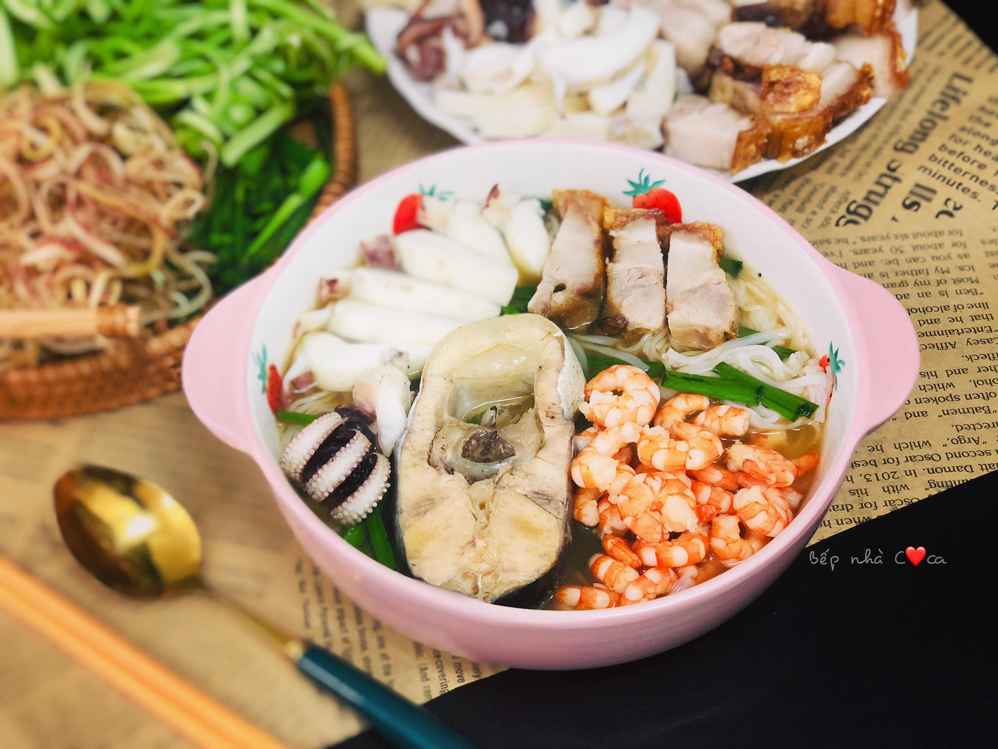 Để nấu món bún mắm chuẩn vị không thể thiếu nguyên liệu này - Ảnh 1.