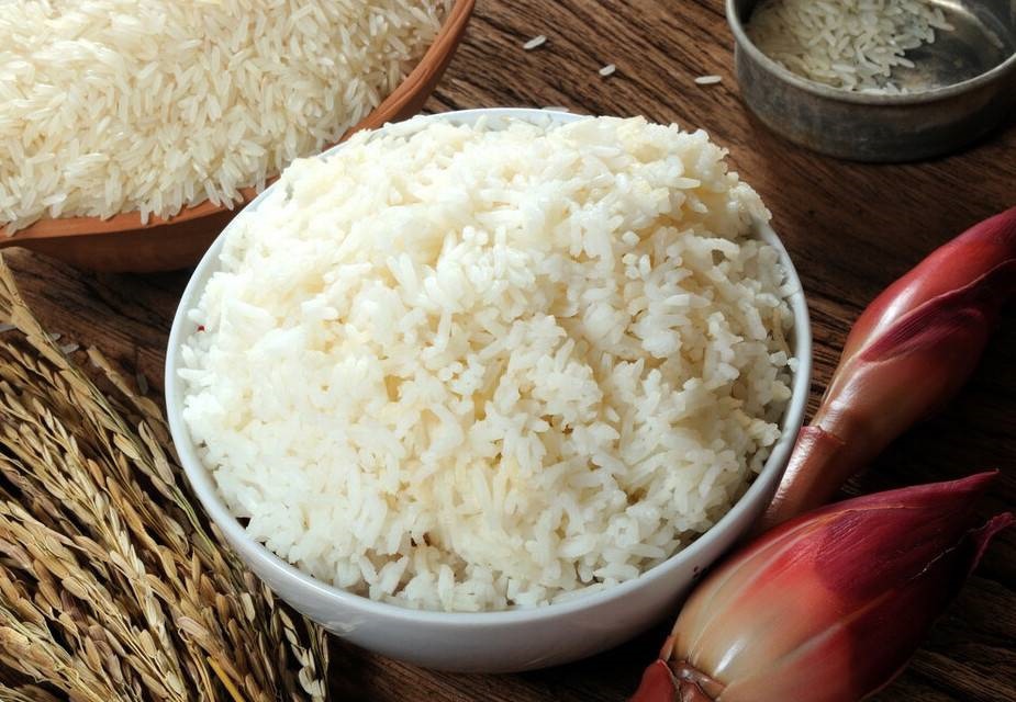 Nấu cơm đừng cho gạo vào nồi luôn, thêm 3 bước này cơm mới thơm trắng dẻo - Ảnh 3. Nấu cơm đừng cho gạo vào nồi luôn, thêm 3 bước này cơm mới thơm trắng dẻo - Ảnh 3.