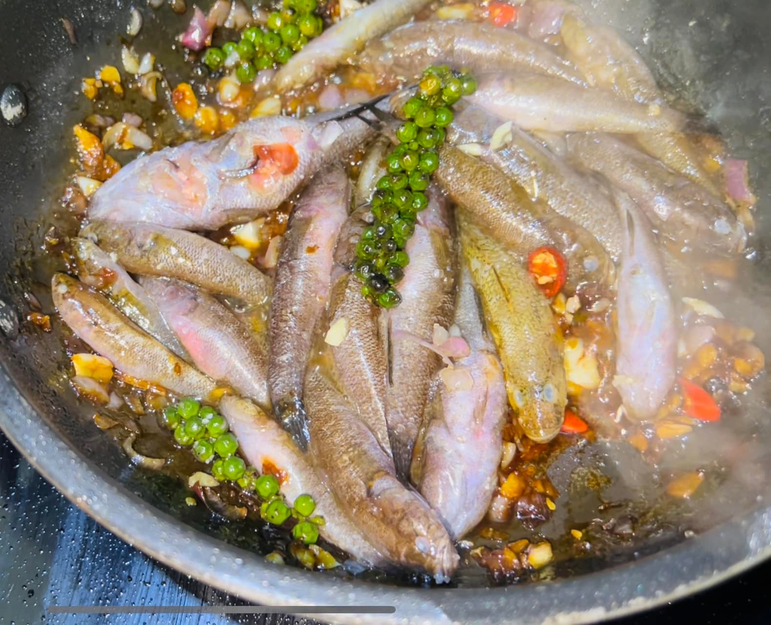 Mẹo nhỏ để cá bống kho tiêu cứng thịt, không tanh - Ảnh 7. Mẹo nhỏ để cá bống kho tiêu cứng thịt, không tanh - Ảnh 7.