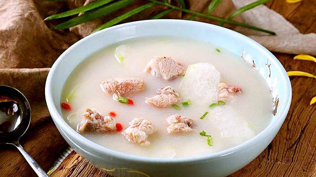 Hầm xương đừng cho vào nấu ngay, nhớ 3 mẹo này nước dùng trắng đặc, thơm nức - Ảnh 3. Hầm xương đừng cho vào nấu ngay, nhớ 3 mẹo này nước dùng trắng đặc, thơm nức - Ảnh 3.