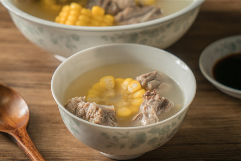 Hầm xương, nhất định phải cho 3 gia vị này nước càng trong, thơm, không béo - Ảnh 6.