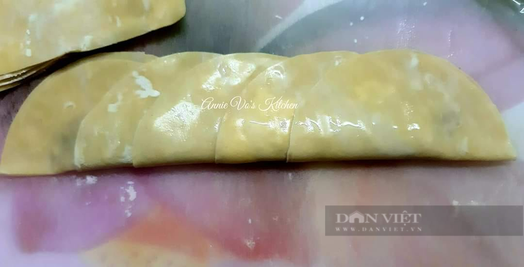 Gợi ý 2 món ăn tạo hình hoa hồng làm quà 8/3 ý nghĩa - Ảnh 3.