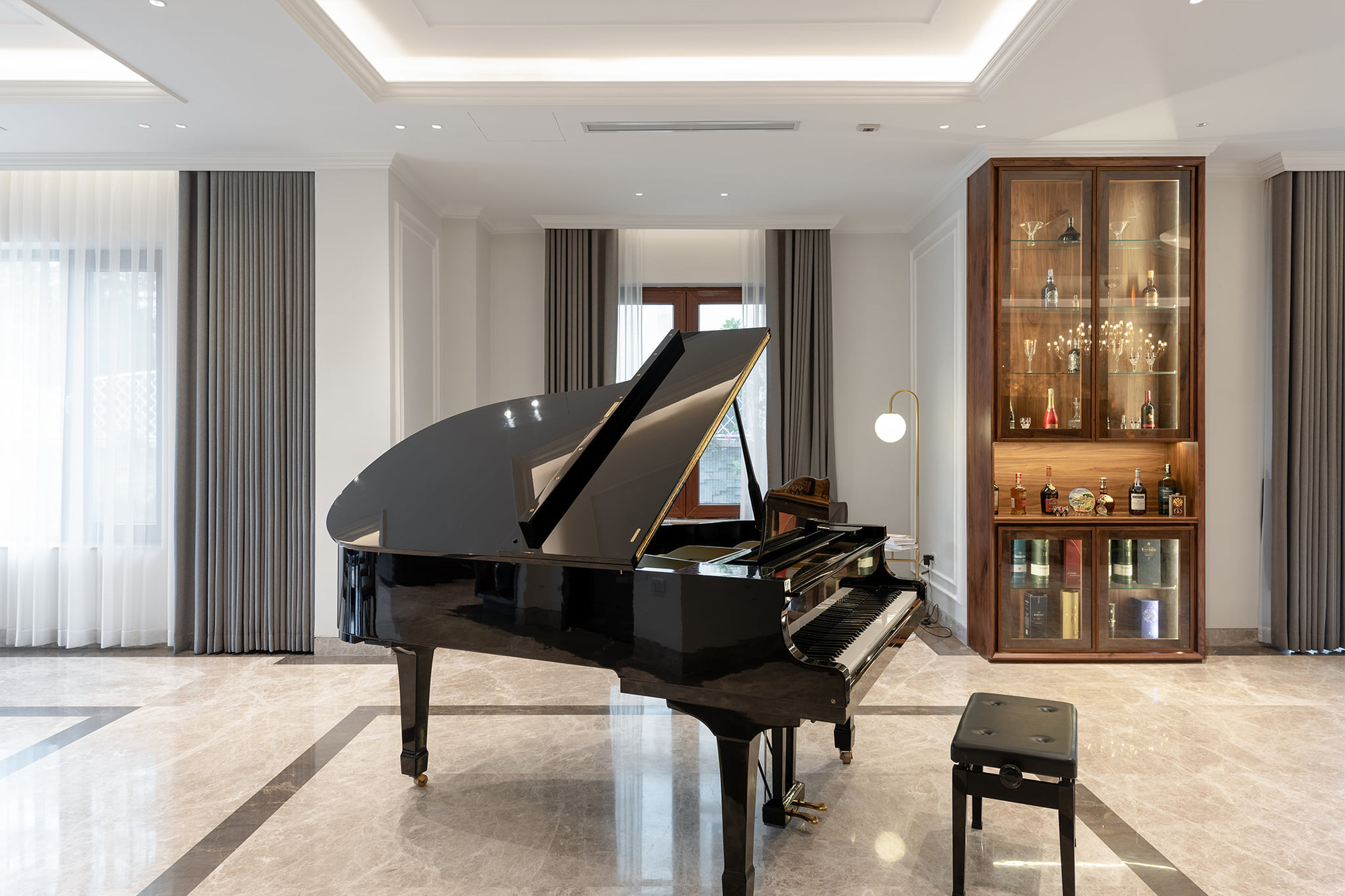 Nhà đẹp: Sửng sốt trước siêu phẩm biệt thự rộng 500m2, trị giá 250 tỷ đồng tại khu Vip nhất Vinhomes Riverside - Ảnh 5.