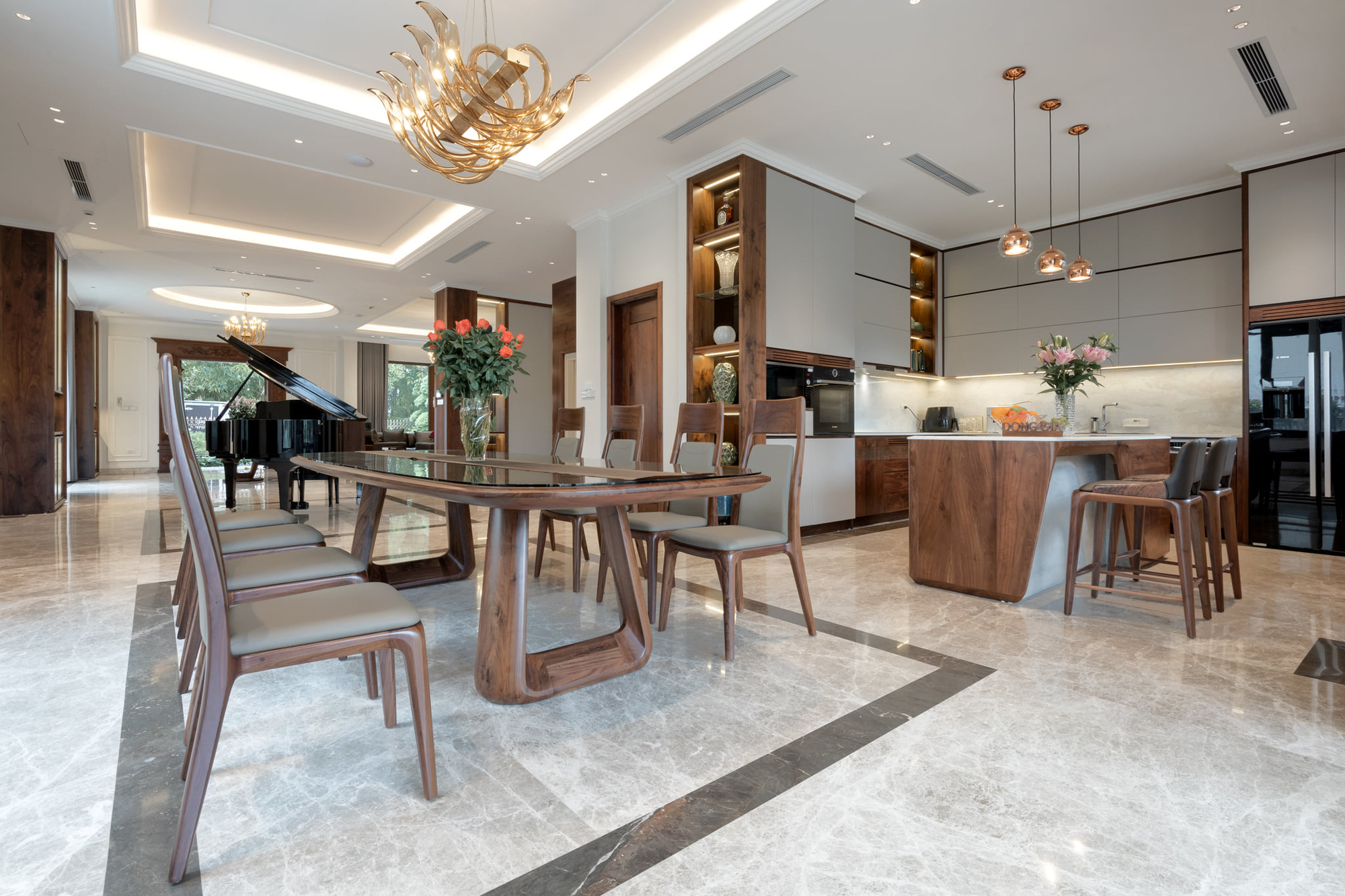 Nhà đẹp: Sửng sốt trước siêu phẩm biệt thự rộng 500m2, trị giá 250 tỷ đồng tại khu Vip nhất Vinhomes Riverside - Ảnh 7.