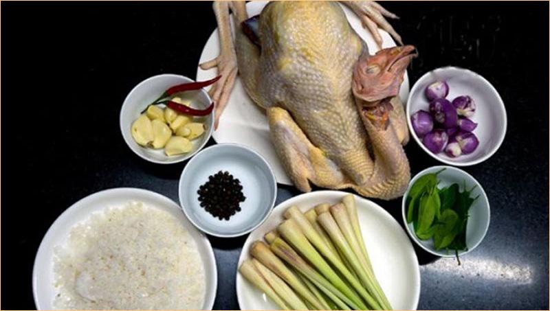 4 cách làm gà rang muối ngon khó cưỡng, mẹ đảm hãy học ngay - Ảnh 1. 4 cách làm gà rang muối ngon khó cưỡng, mẹ đảm hãy học ngay - Ảnh 1.