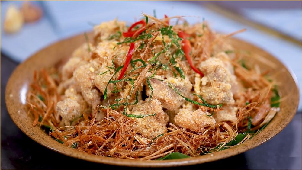 4 cách làm gà rang muối ngon khó cưỡng, mẹ đảm hãy học ngay - Ảnh 12. 4 cách làm gà rang muối ngon khó cưỡng, mẹ đảm hãy học ngay - Ảnh 12.