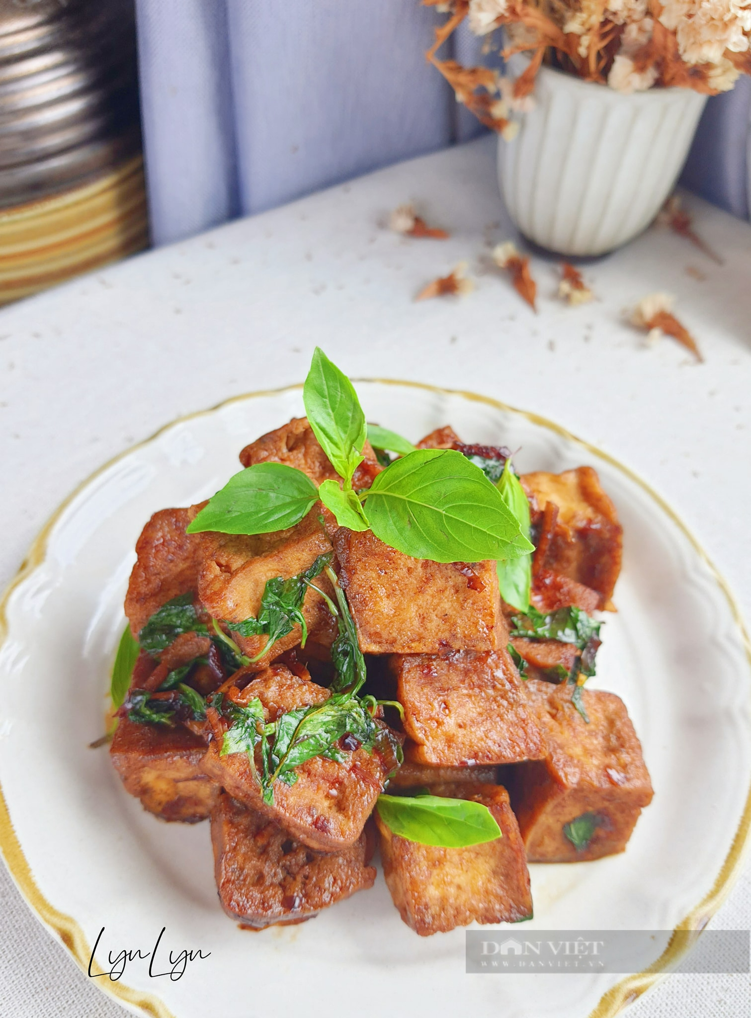 Đậu hũ kết hợp với loại lá này sẽ tạo nên món ăn vô cùng hấp dẫn - Ảnh 1. Đậu hũ kết hợp với loại lá này sẽ tạo nên món ăn vô cùng hấp dẫn - Ảnh 1.