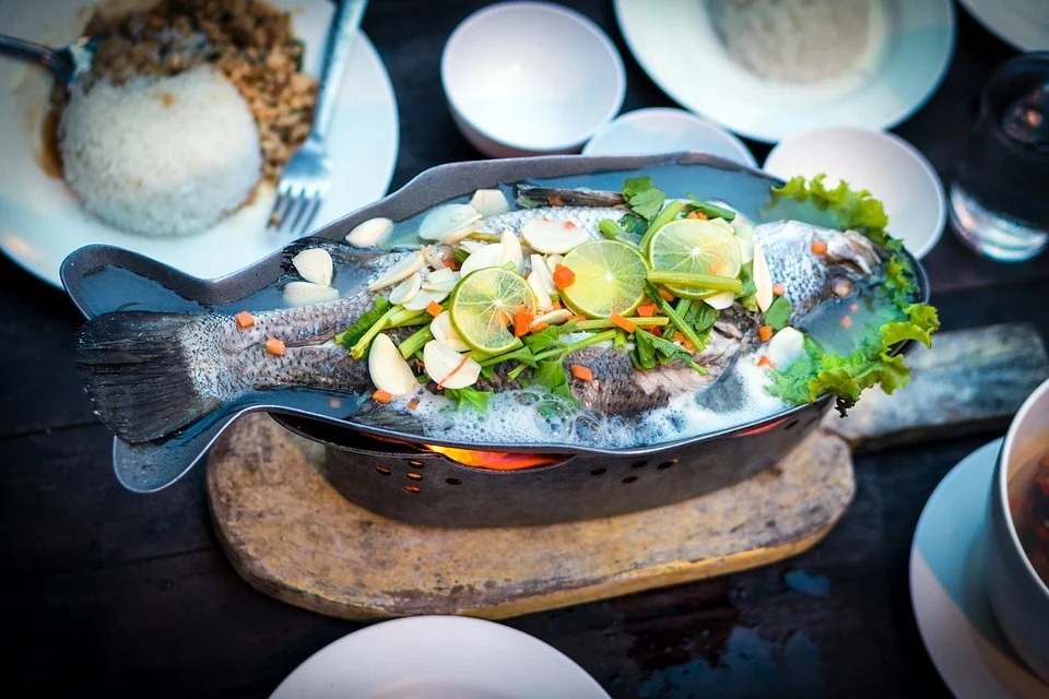 Nấu cá muốn khử sạch mùi tanh chị em không nên bỏ qua 3 bước này - Ảnh 2. Nấu cá muốn khử sạch mùi tanh chị em không nên bỏ qua 3 bước này - Ảnh 2.