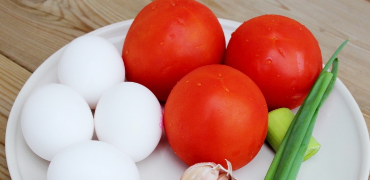Làm trứng bác cà chua, cho trứng hay cà chua vào trước, nhiều người làm sai nên không ngon - Ảnh 2. Làm trứng bác cà chua, cho trứng hay cà chua vào trước, nhiều người làm sai nên không ngon - Ảnh 2.