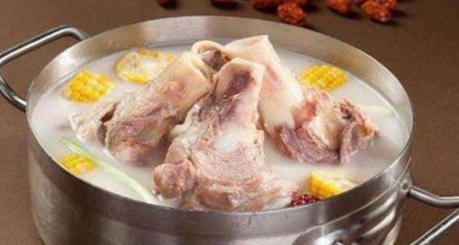 Hầm xương muốn nước canh trắng sữa, thơm phức đừng cho vào nước nấu ngay - Ảnh 4. Hầm xương muốn nước canh trắng sữa, thơm phức đừng cho vào nước nấu ngay - Ảnh 4.